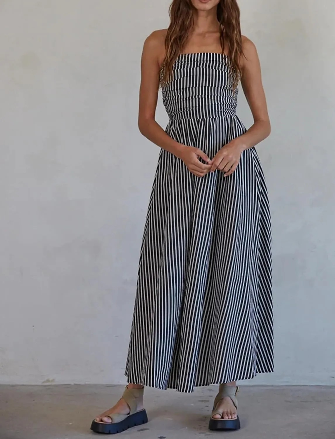 Women Striped Strapless Sleeveless Flowy Summer Casual Tube Maxi Long Dress with Pockets